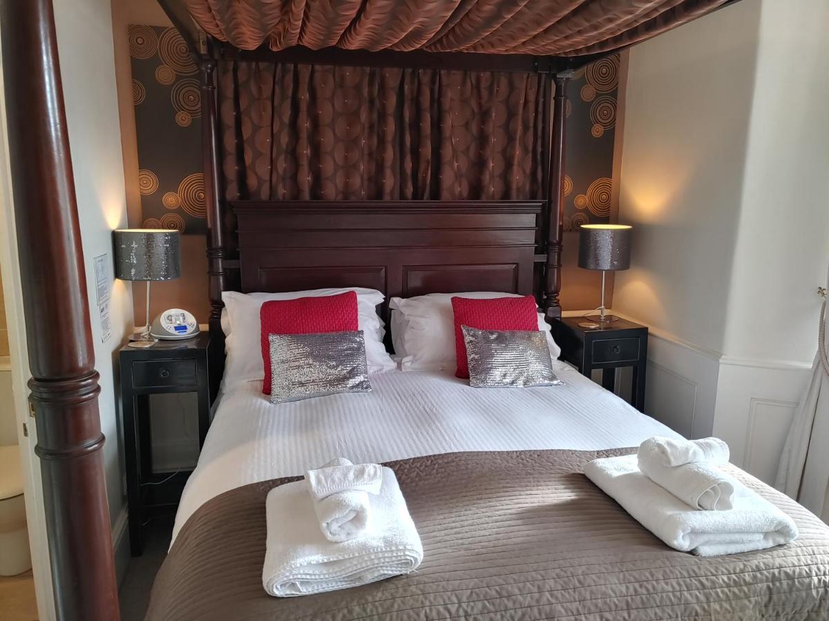 The Bath House Boutique B&B - In-Room Breakfast - Free Parking מראה חיצוני תמונה